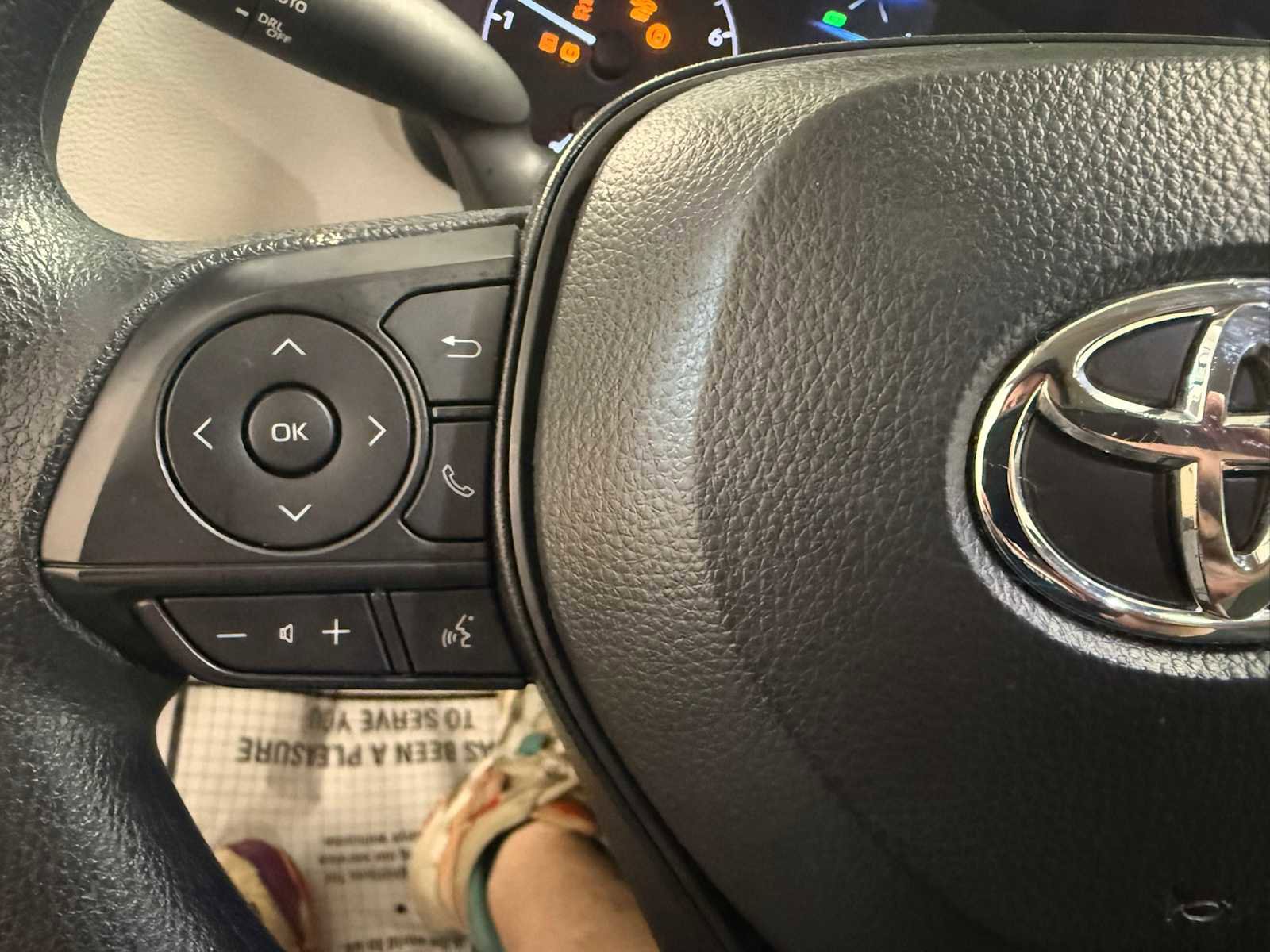 Certified 2024 Toyota Corolla LE FWD image 29