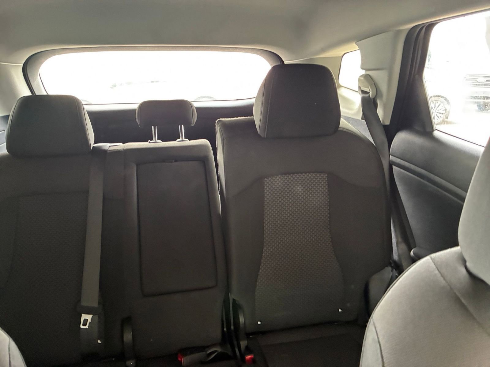 Used 2025 Kia Sportage LX image 36
