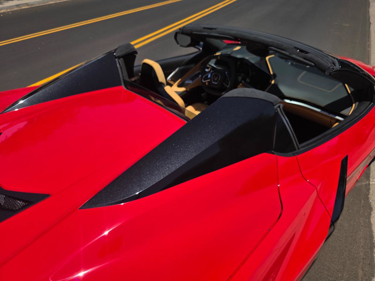Used 2024 Chevrolet Corvette Stingray Premium Conv w/ Z51 Performance Package RWD image 37