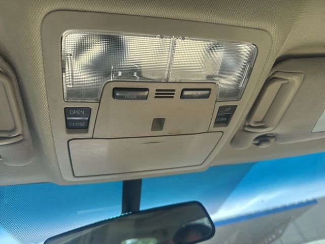 Used 2014 Toyota Camry XLE FWD image 19