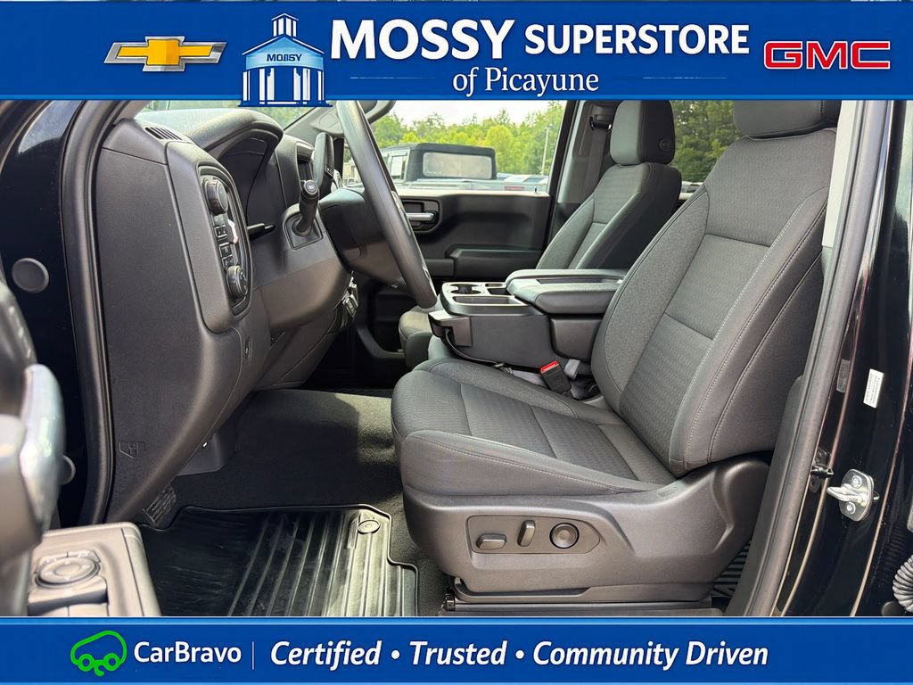 Certified 2025 Chevrolet Silverado 1500 Custom w/ Turbomax Blackout Package AWD/4WD image 12