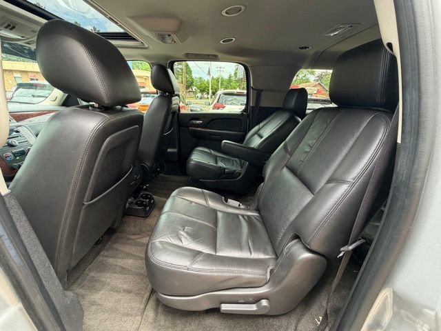 Used 2012 Chevrolet Suburban LT w/ All-Star Edition AWD/4WD image 15