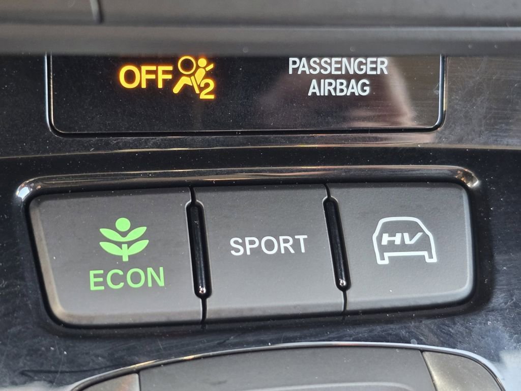 Certified 2018 Honda Clarity Touring image 10