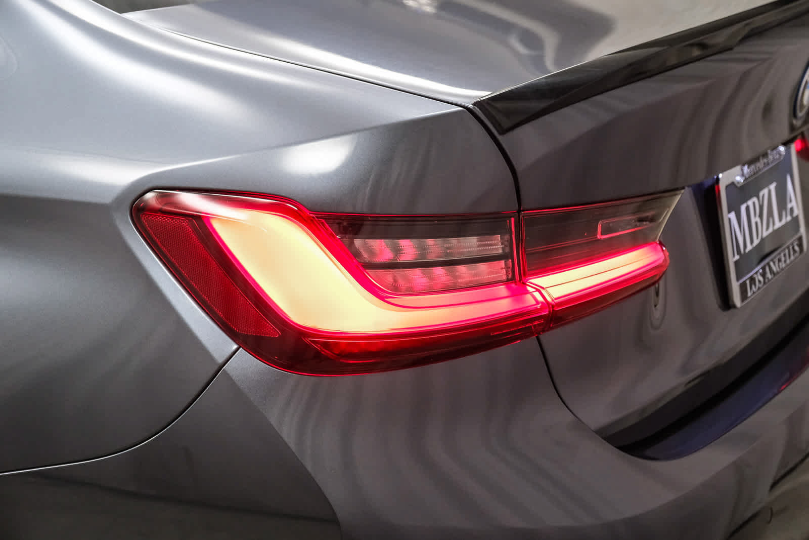 Used 2022 BMW 330e w/ Driving Assistance Package RWD image 7