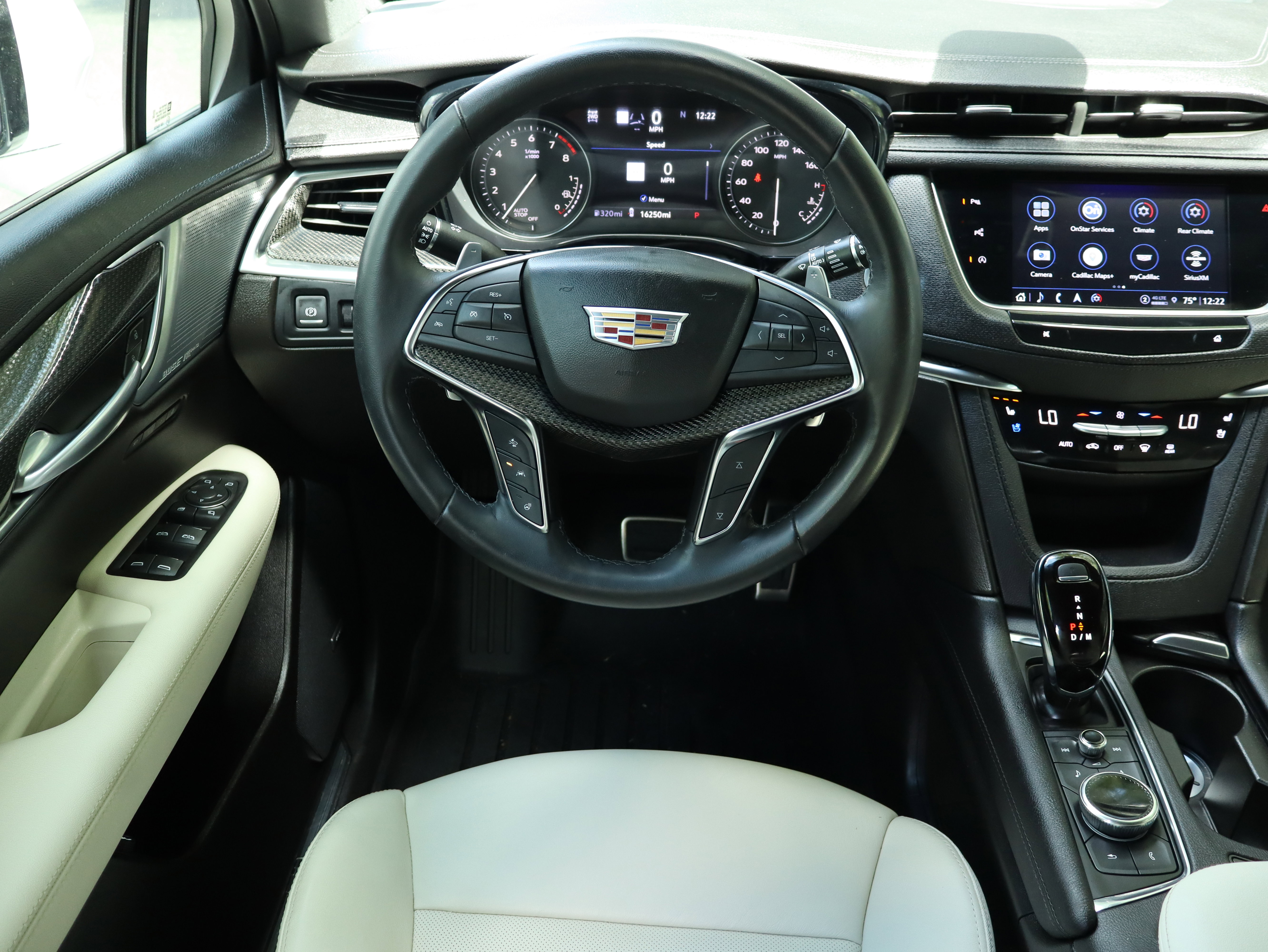 Used 2023 Cadillac XT5 Sportv w/ Technology Package image 23
