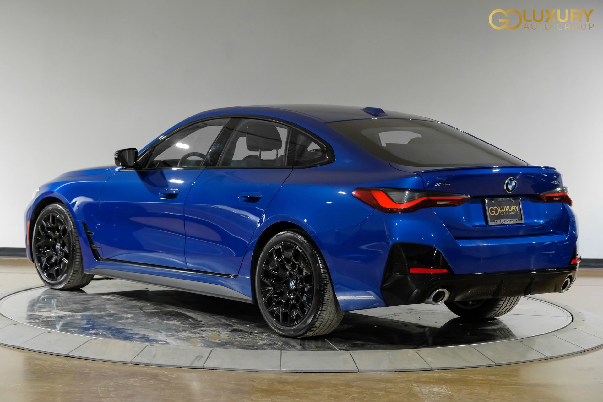 Used 2025 BMW 430i xDrive w/ M Sport Package image 12