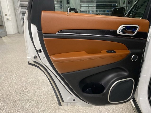 Used 2020 Jeep Grand Cherokee Summit image 37