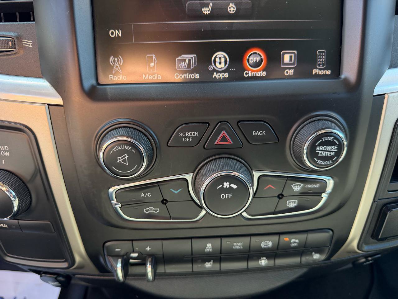 Used 2014 RAM 3500 Big Horn AWD/4WD image 11