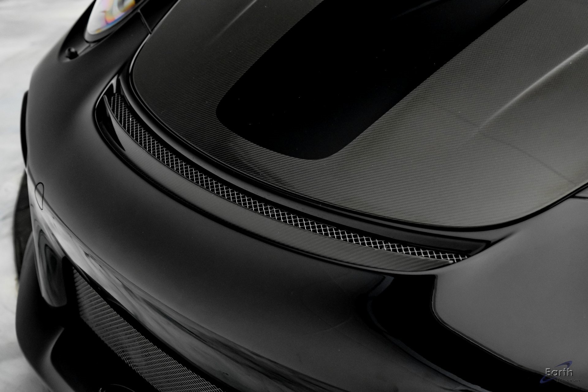 Used 2019 Porsche 911 GT2 RS w/ Weissach Package image 34