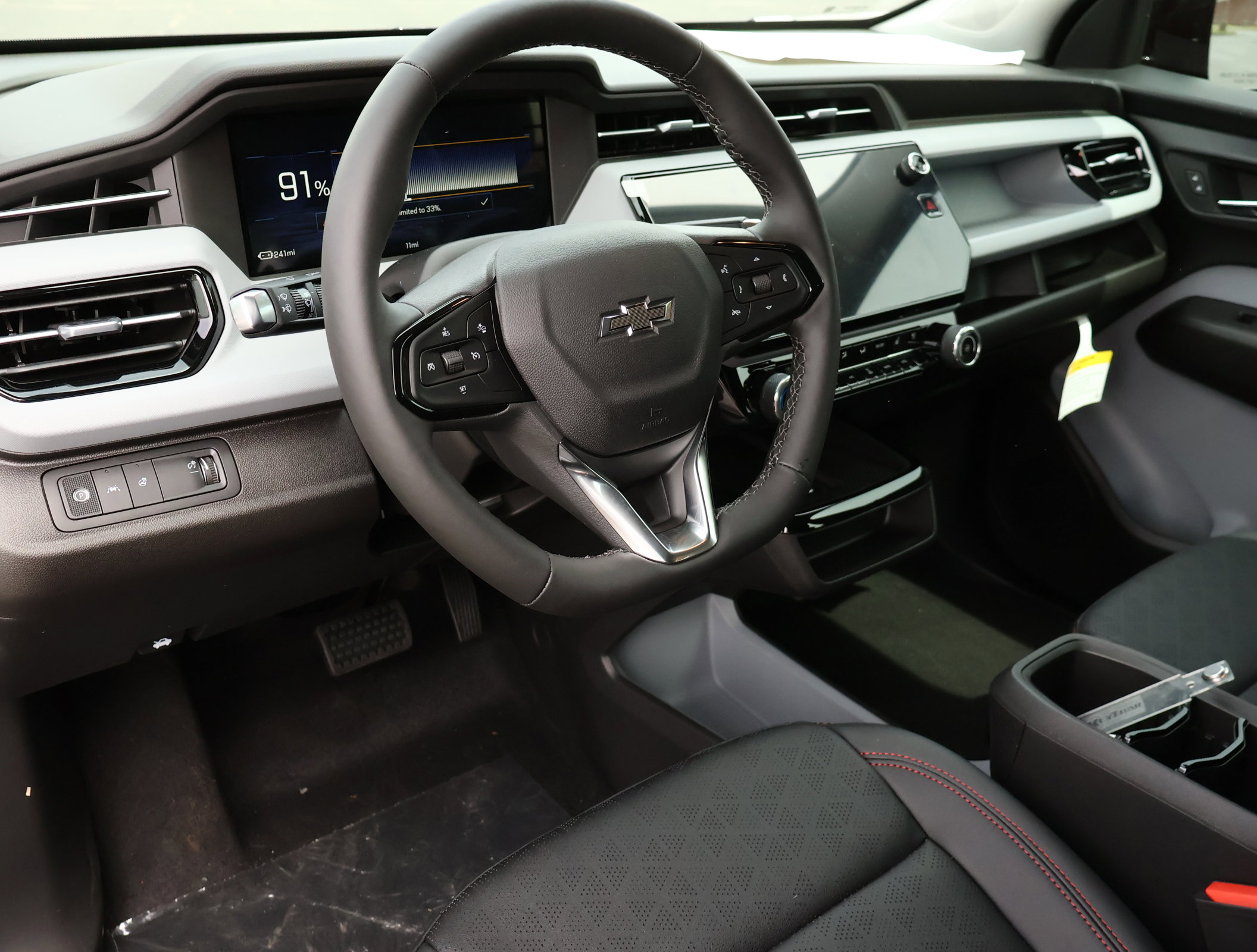 New 2027 Chevrolet Bolt RS w/ Technology Package FWD image 3