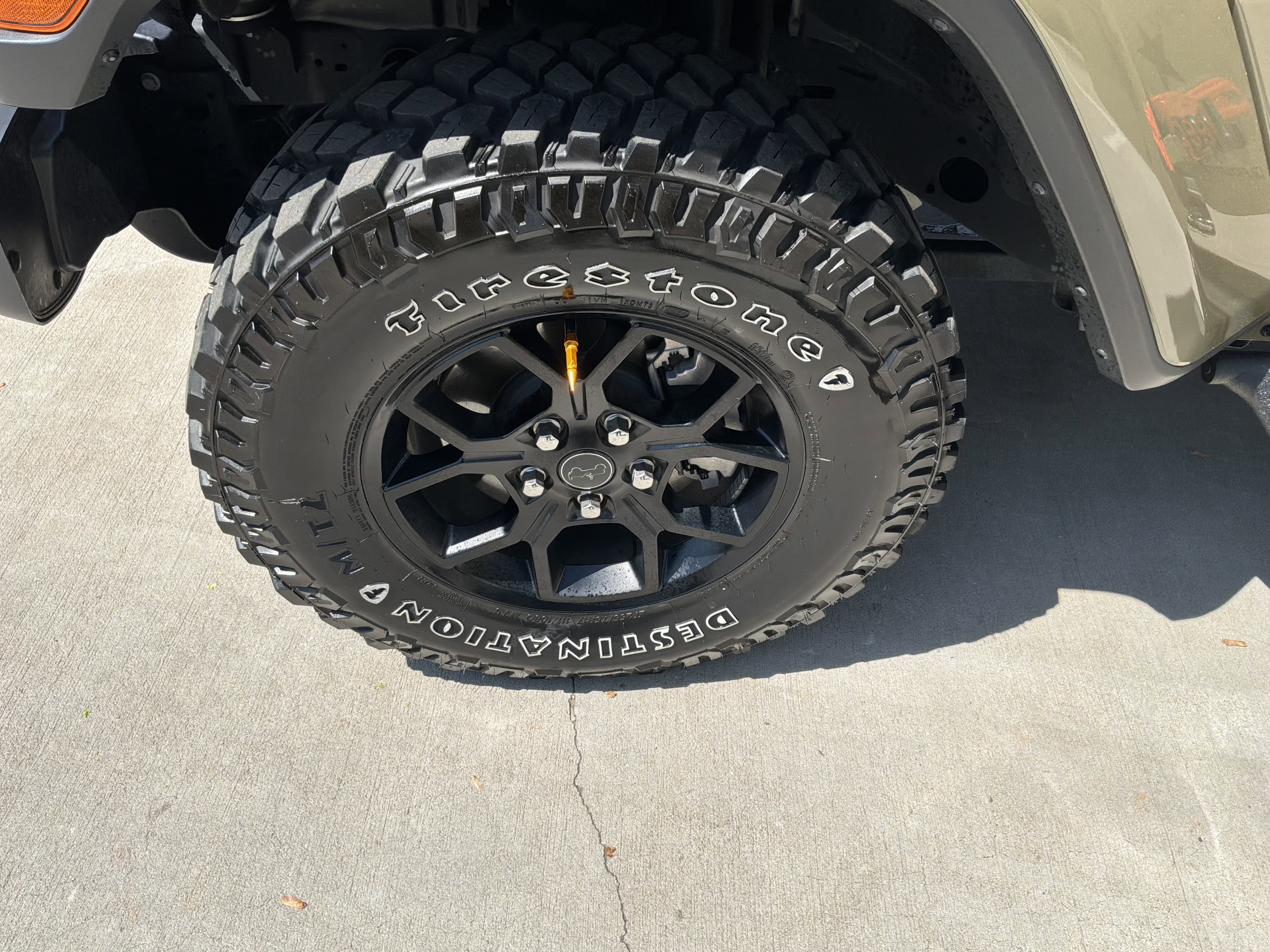 Used 2025 Jeep Gladiator Willys image 16