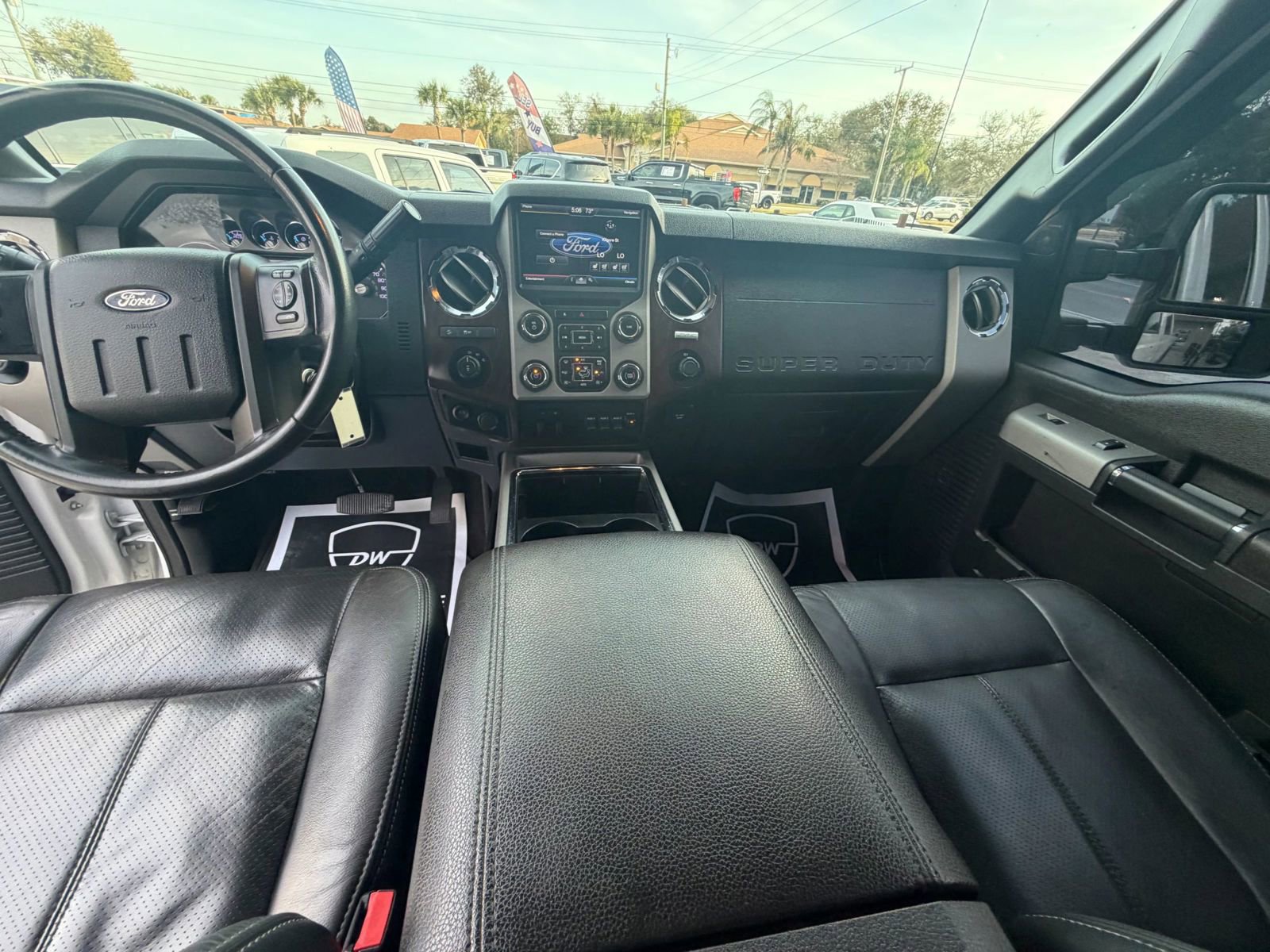 Used 2015 Ford F250 Lariat w/ Lariat Ultimate Package image 12