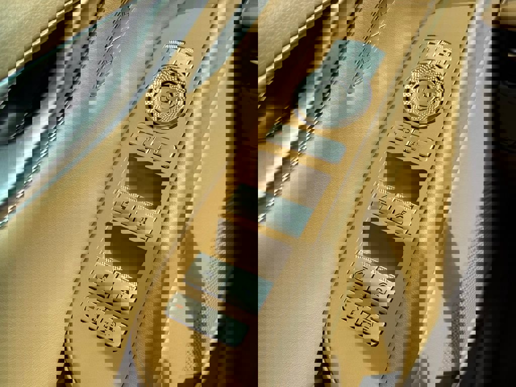 Used 2025 Genesis G80 2.5T Advanced image 30