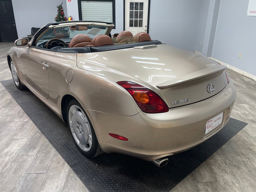 Used 2002 Lexus SC 430 Convertible image 8