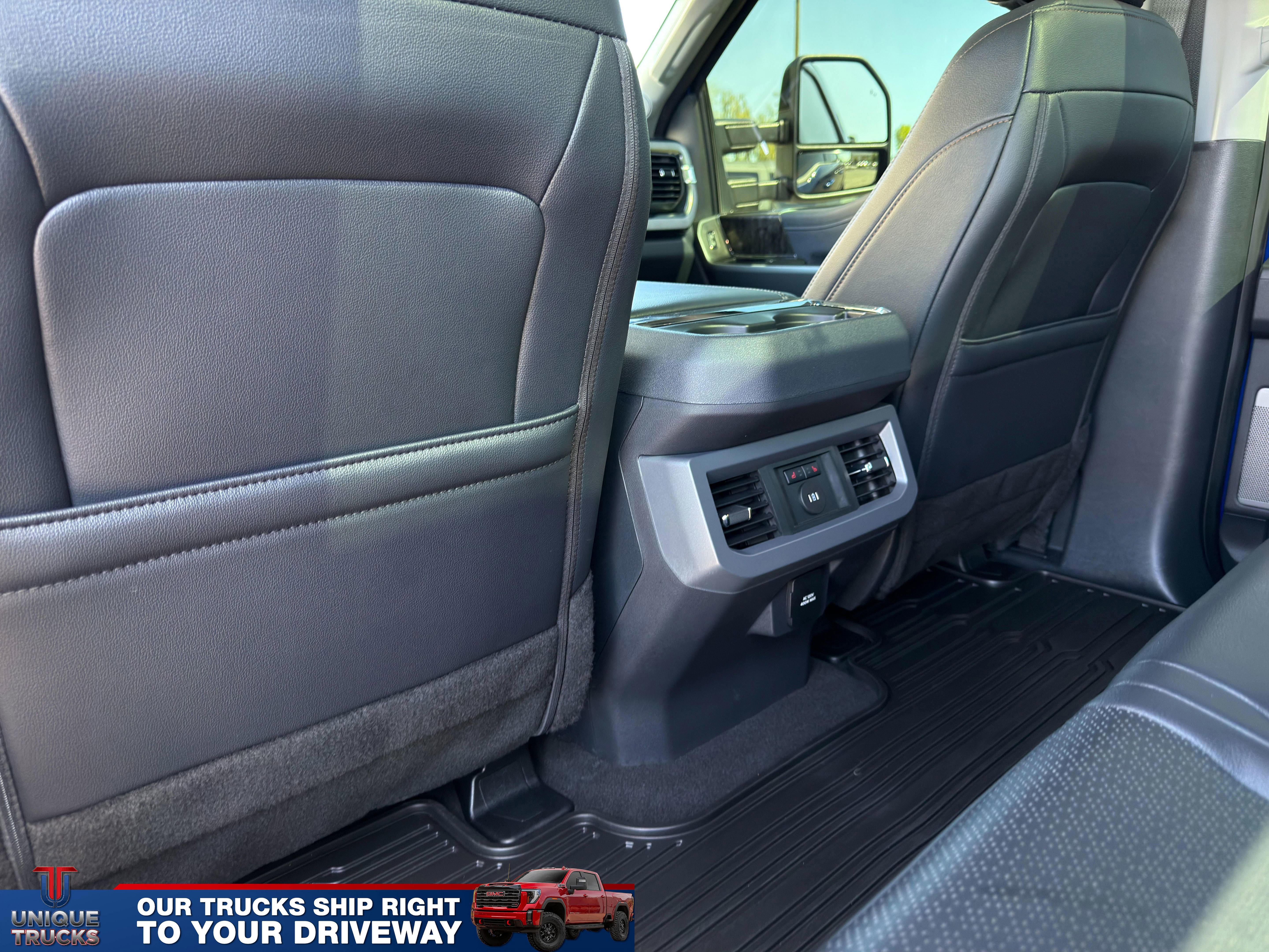 Used 2026 Ford F250 Lariat w/ Tremor Off-Road Package AWD/4WD image 23