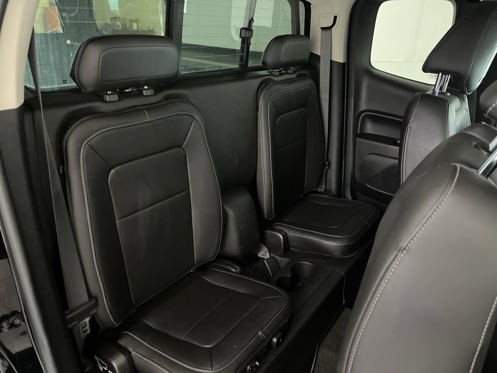 Used 2018 Chevrolet Colorado Z71 AWD/4WD image 18