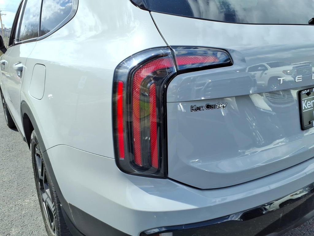 Used 2024 Kia Telluride EX X-Line AWD/4WD image 10