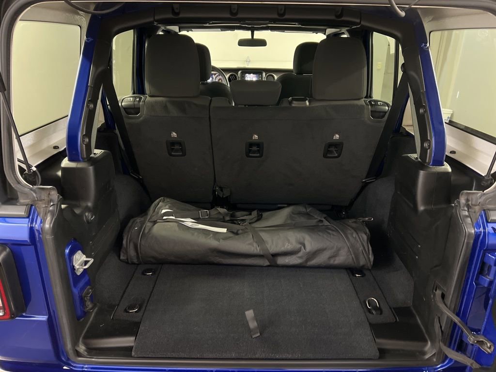 Used 2020 Jeep Wrangler Unlimited Sport image 32