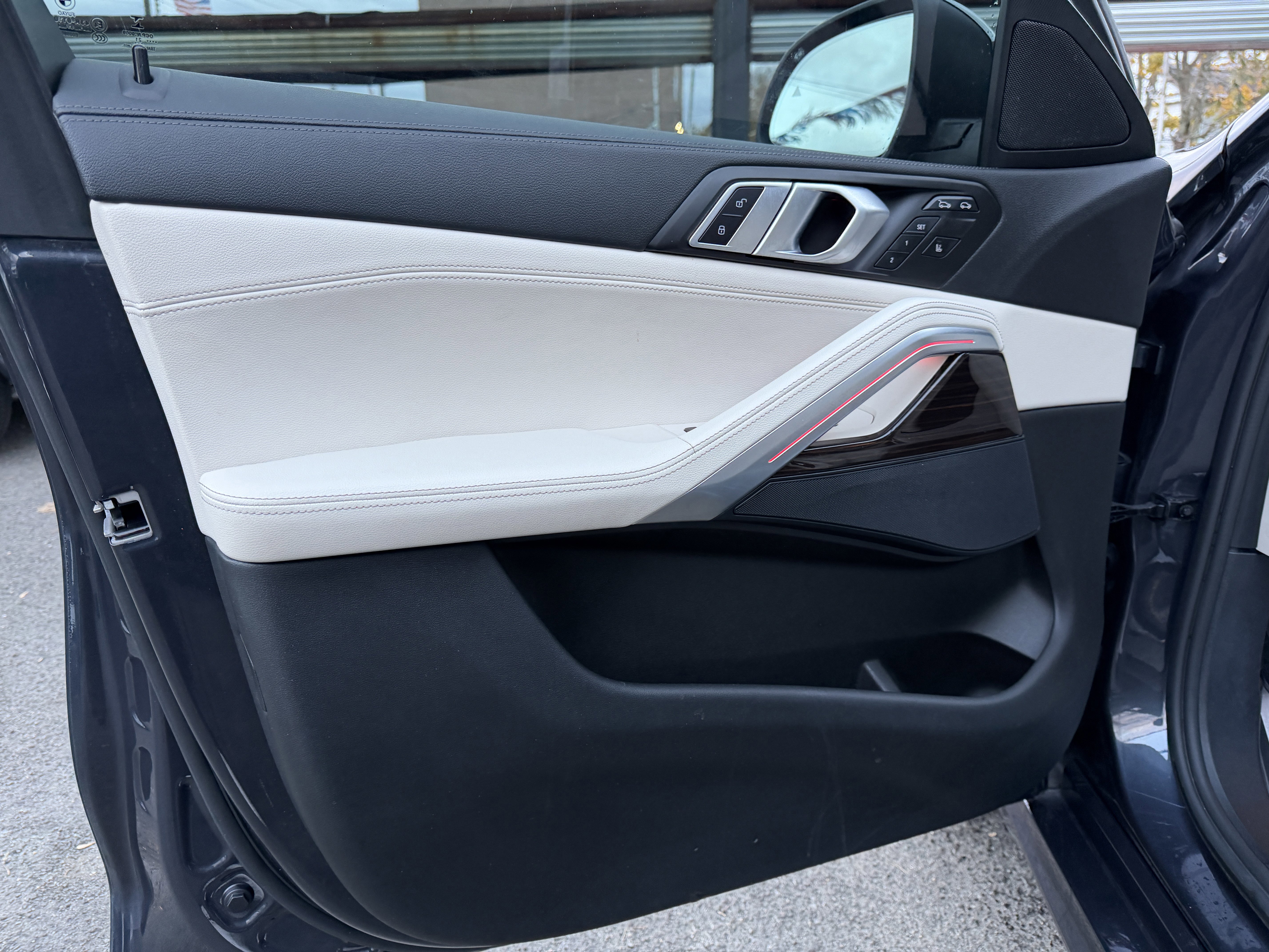 Used 2022 BMW X6 xDrive40i image 27