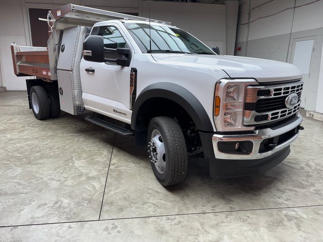 New 2025 Ford F550 4x4 Regular Cab Super Duty image 7