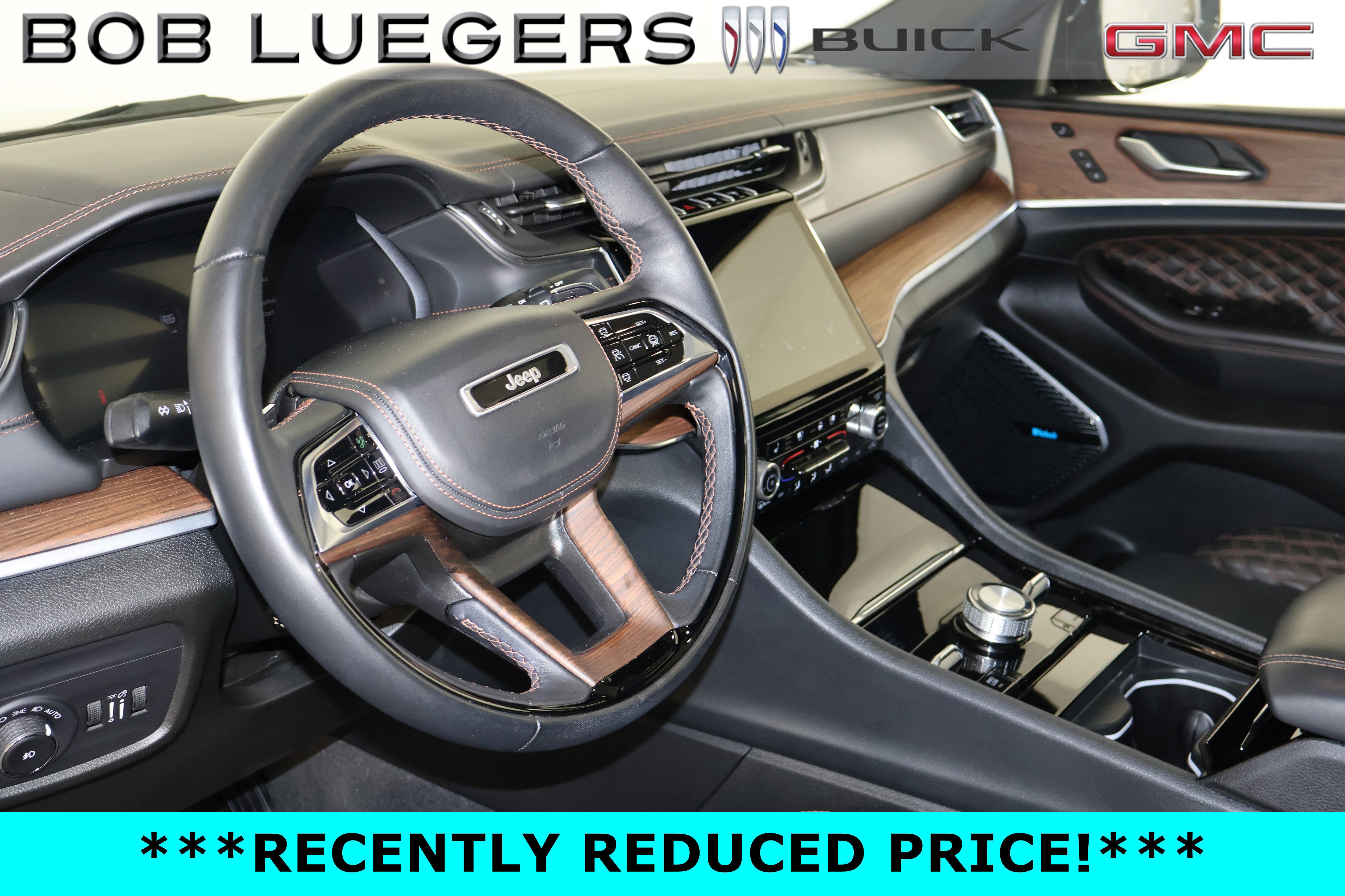 Used 2022 Jeep Grand Cherokee Summit w/ Adv Protech Group IV AWD/4WD image 11