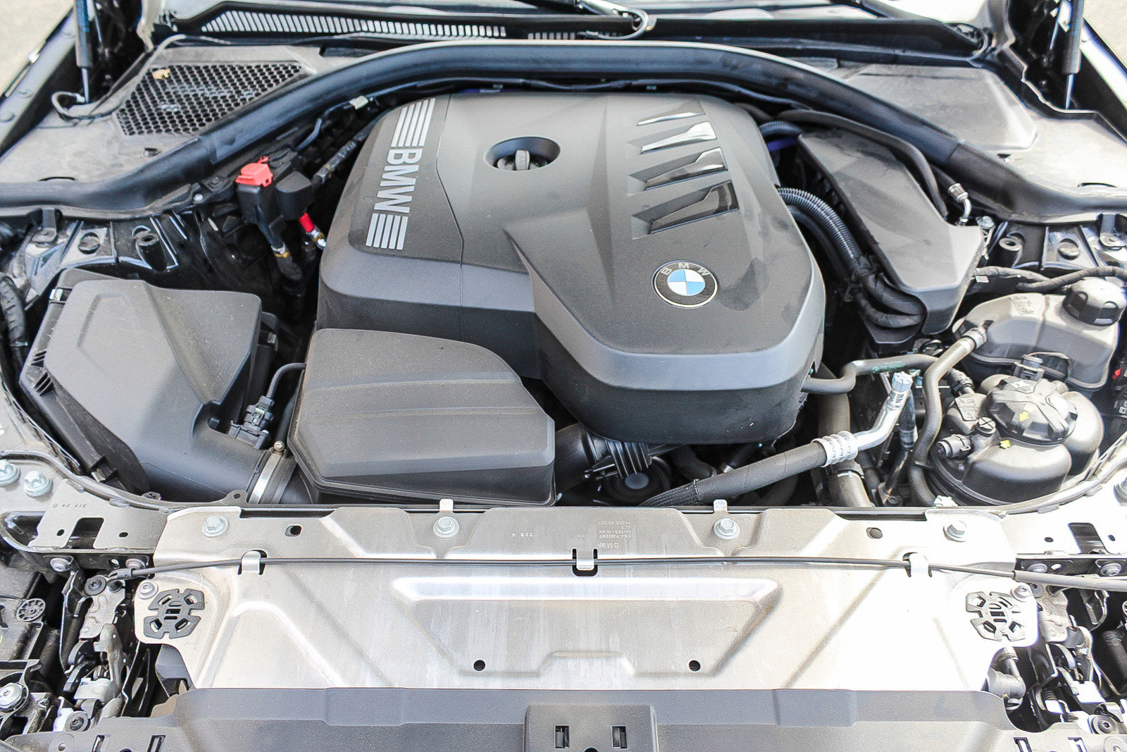 Certified 2025 BMW 330i Sedan image 27