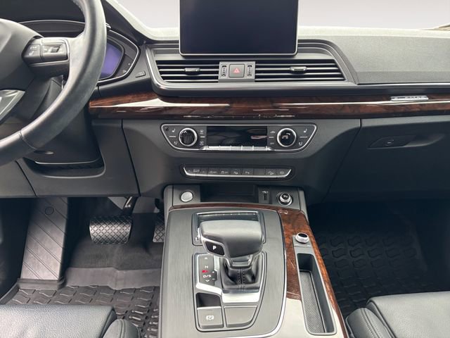 Used 2020 Audi Q5 Prestige image 10