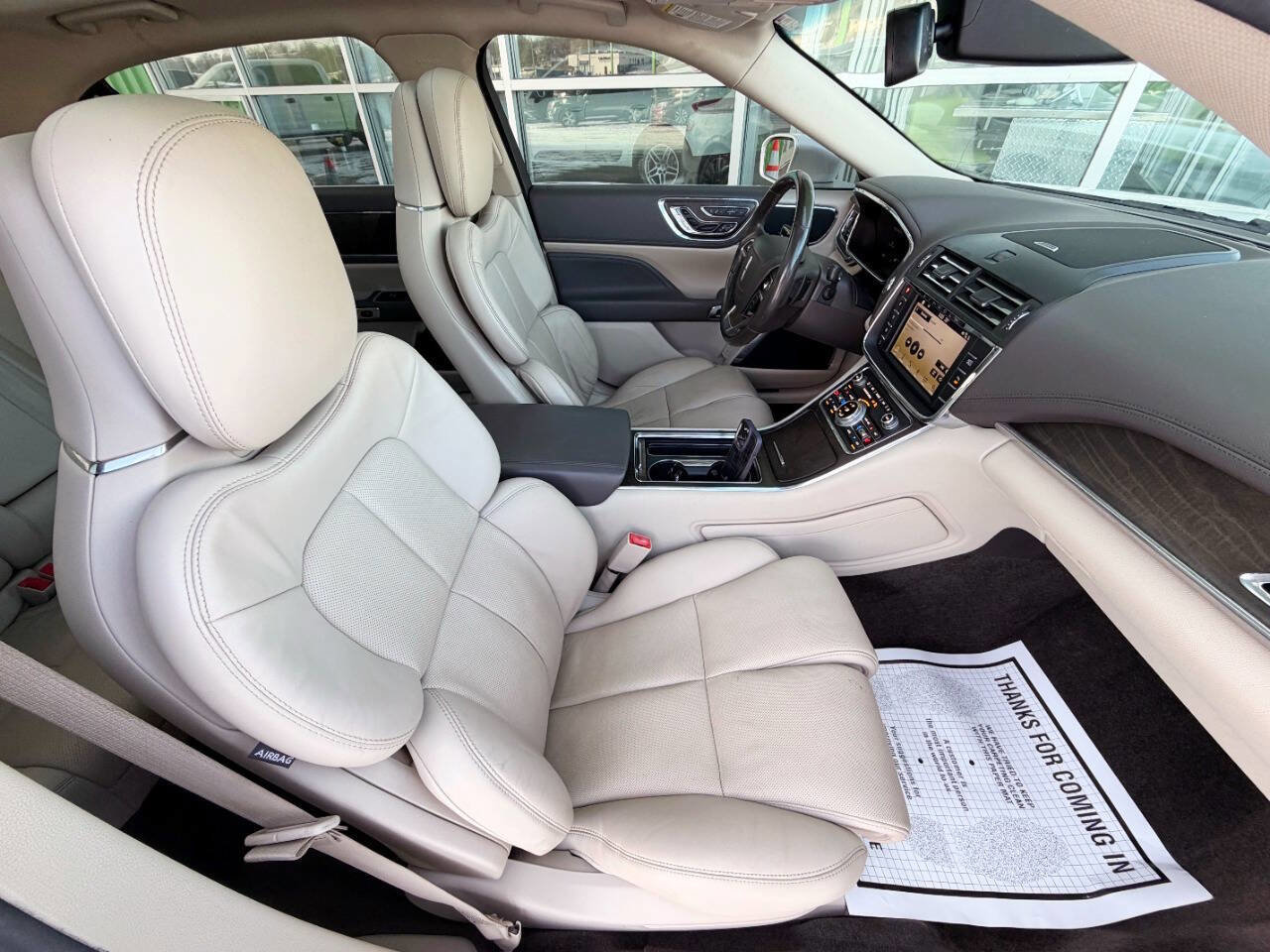 Used 2017 Lincoln Continental Reserve w/ Climate Package image 18