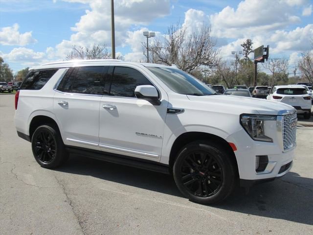 Used 2024 GMC Yukon Denali image 2