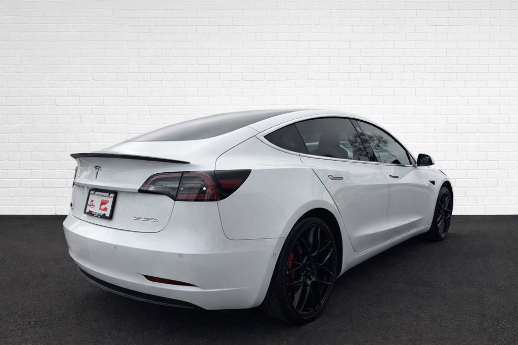 Used 2019 Tesla Model 3 Performance image 4