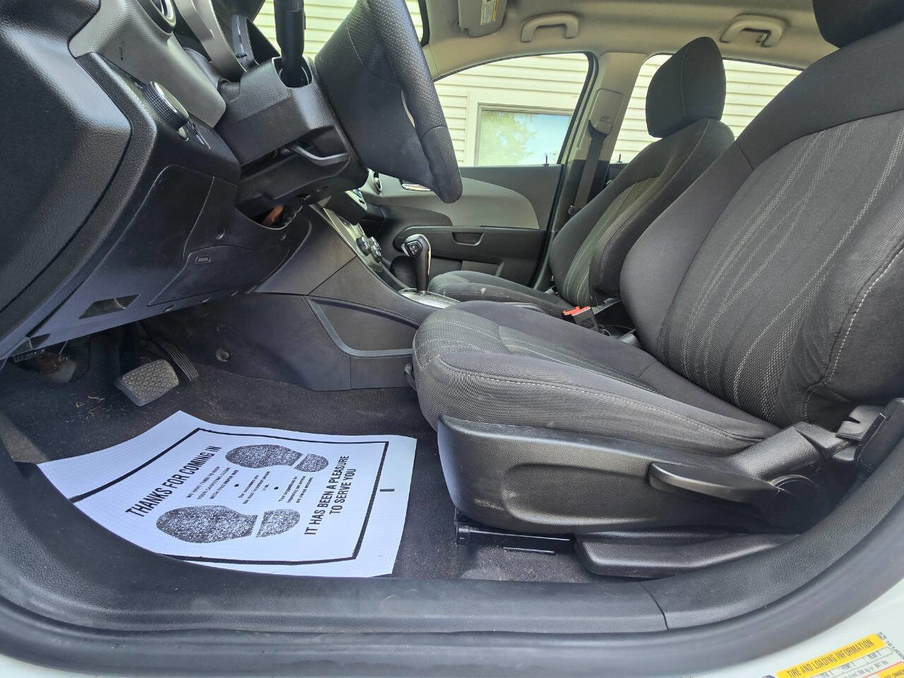 Used 2015 Chevrolet Sonic LT image 19