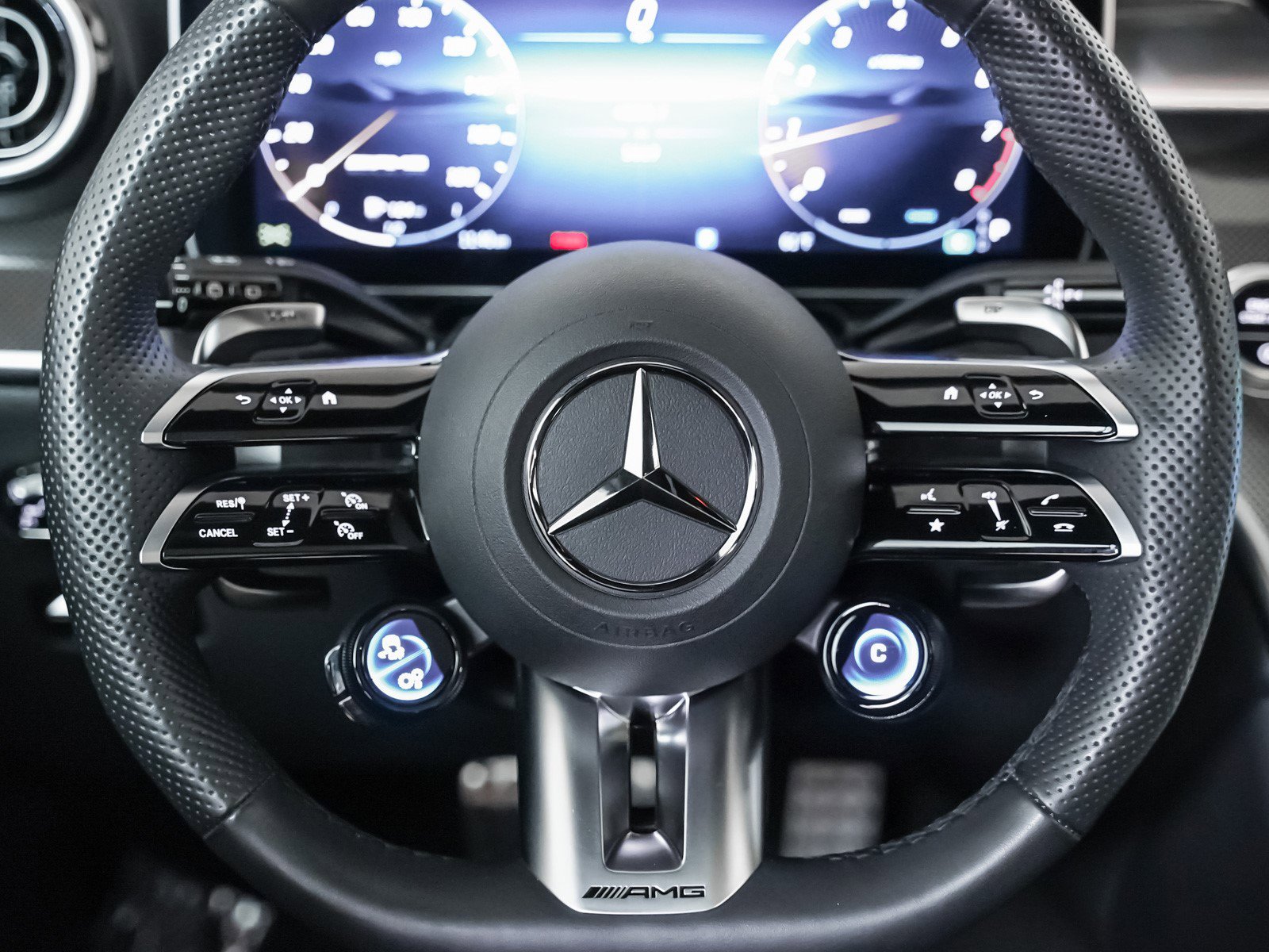 Certified 2025 Mercedes-Benz GLC 43 AMG 4MATIC image 16