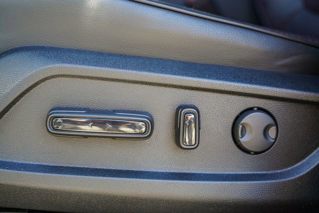 Used 2025 Honda Pilot Black Edition image 22