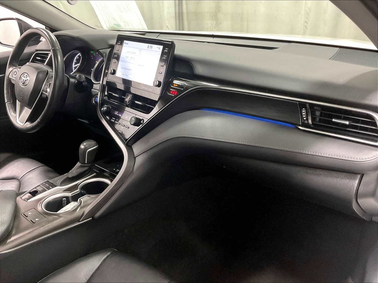 Used 2023 Toyota Camry XLE image 14