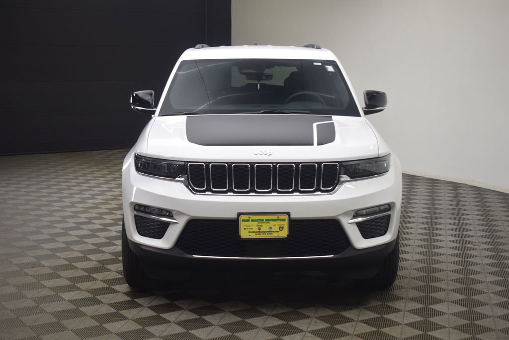 Used 2025 Jeep Grand Cherokee Limited image 21