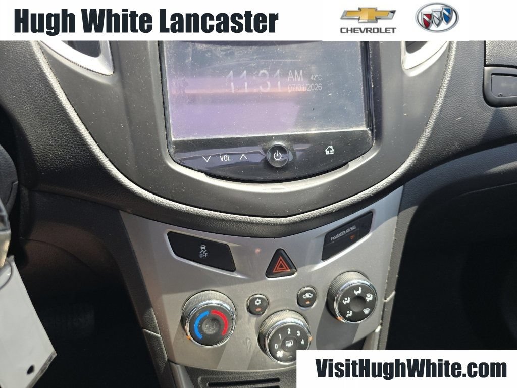 Used 2015 Chevrolet Trax LT w/ LT Sun and Sound Package AWD/4WD image 30