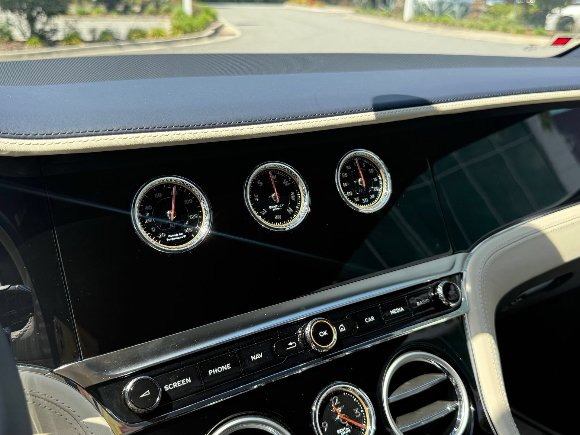 New 2026 Bentley Continental GTC AWD/4WD image 48
