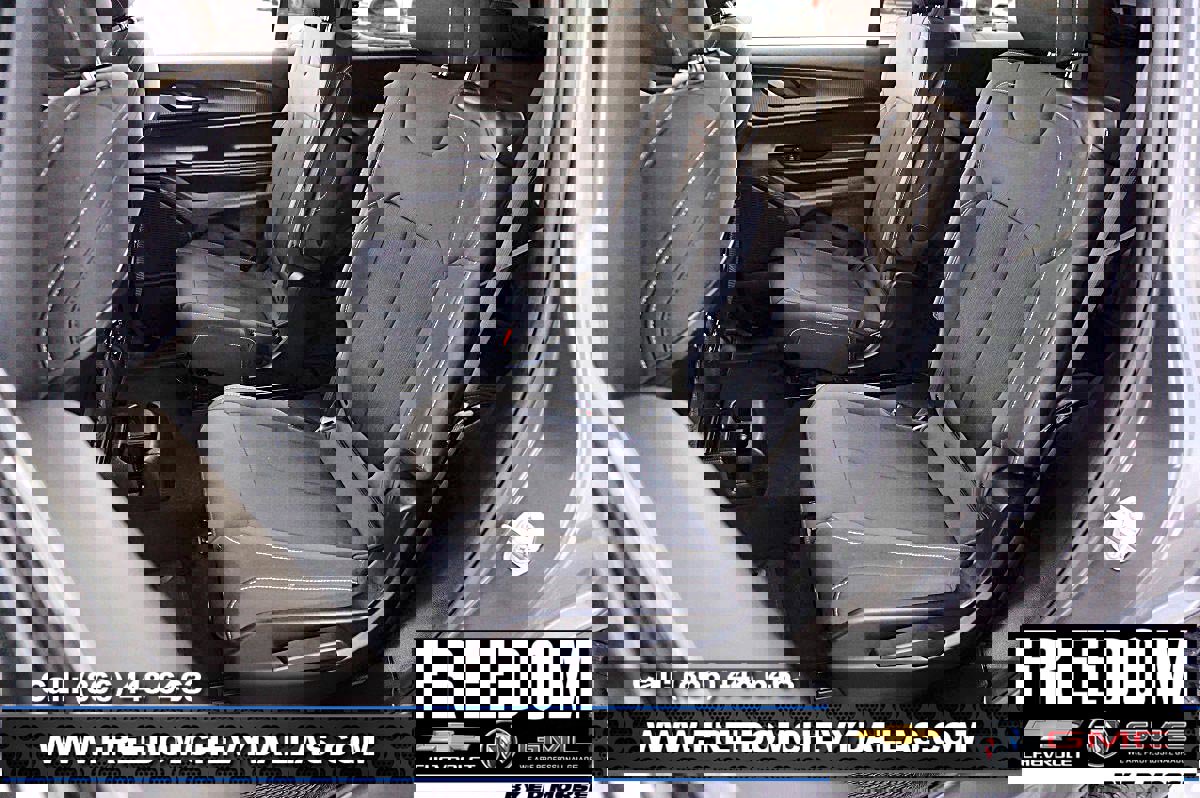 Used 2023 Jeep Grand Cherokee L Laredo image 10