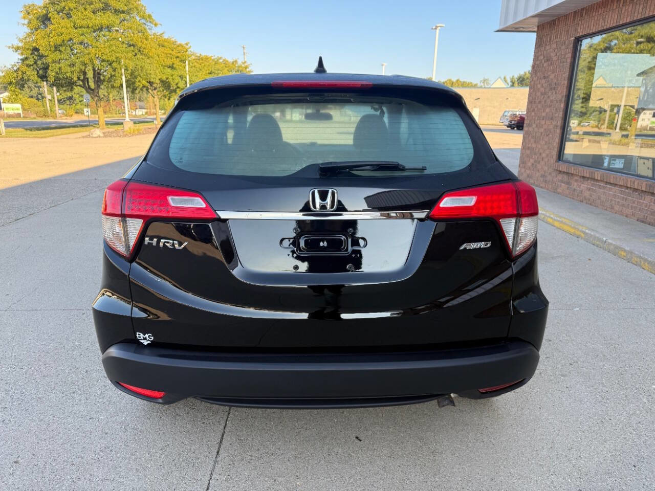 Used 2020 Honda HR-V LX image 4