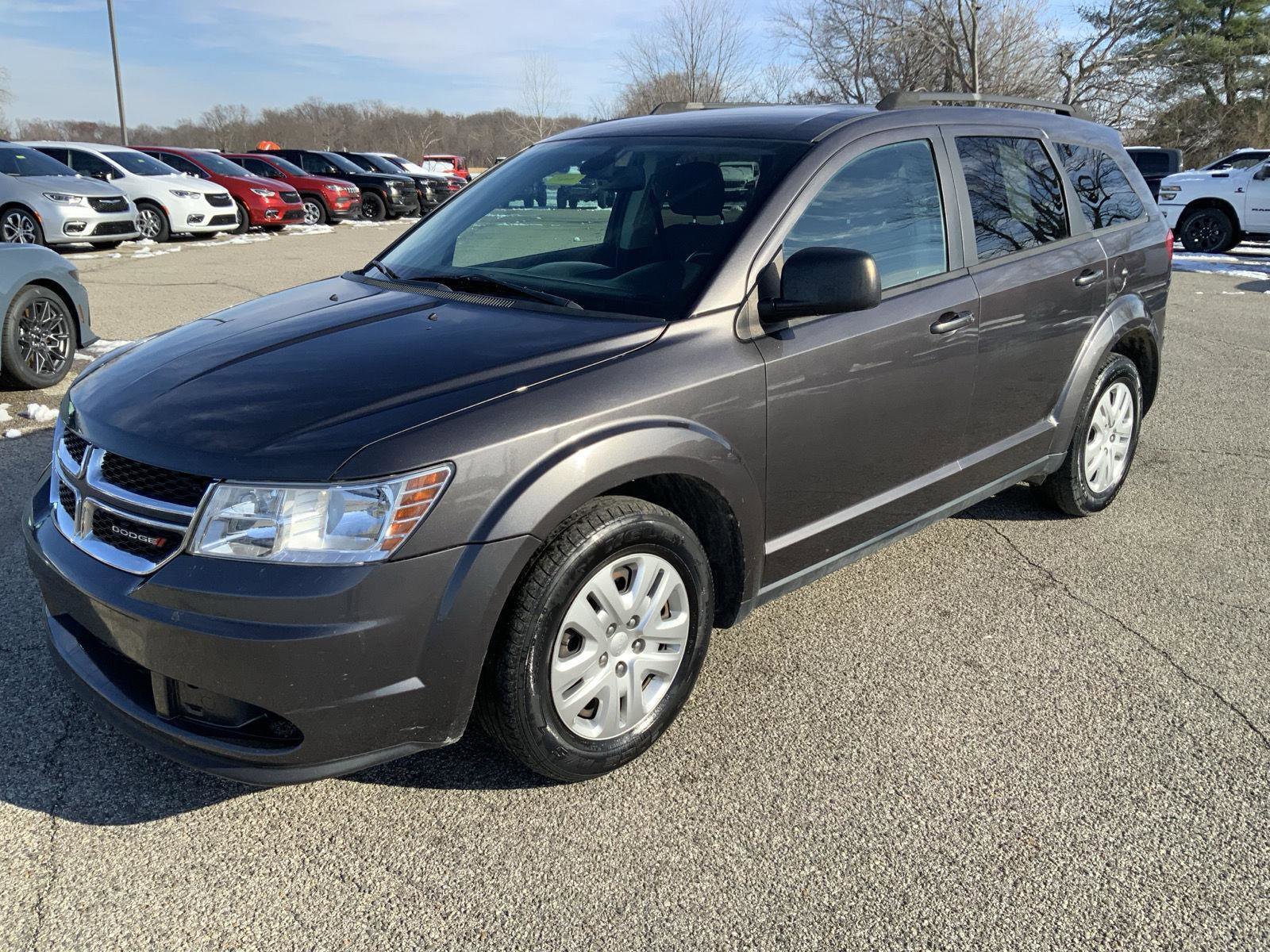 Used 2020 Dodge Journey SE w/ SE Popular Equipment Group image 4