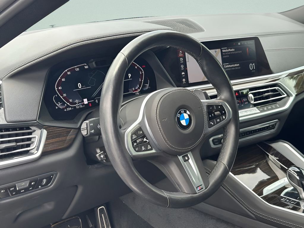 Used 2021 BMW X6 xDrive40i w/ M Sport Package AWD/4WD image 13