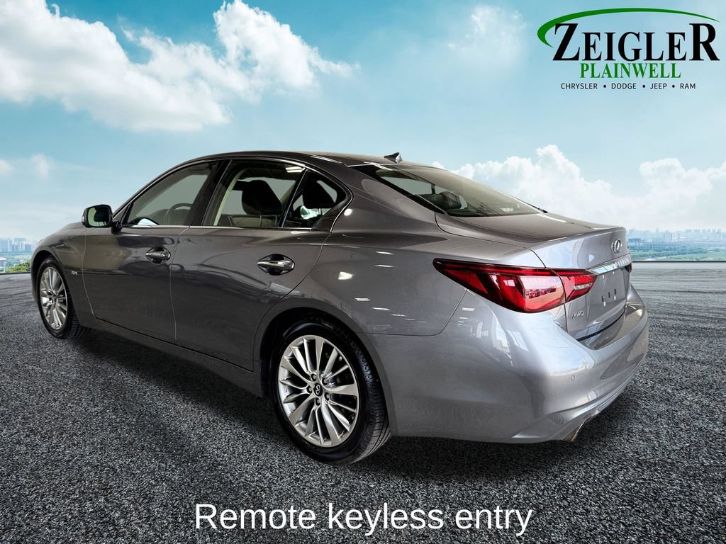 Used 2018 INFINITI Q50 Luxe AWD/4WD image 3