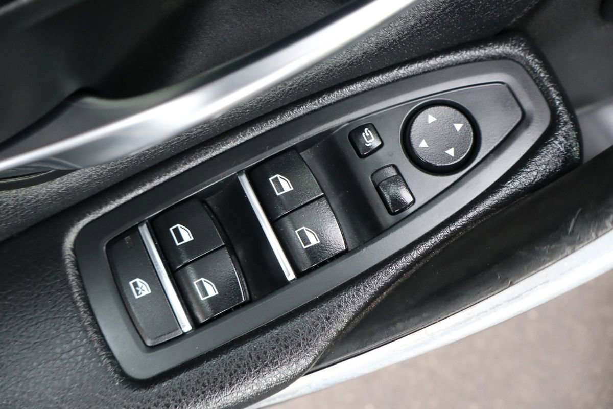 Used 2018 BMW 330i Sedan image 27