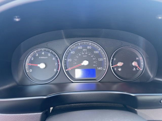 Used 2011 Hyundai Santa Fe GLS AWD/4WD image 11