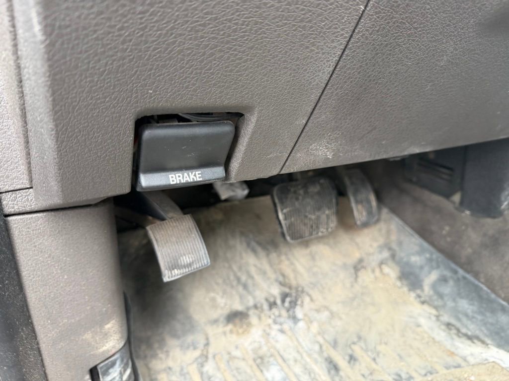 Used 2010 Ford F150 XLT image 11