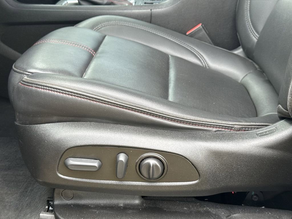 Used 2023 Chevrolet Traverse RS w/ LPO, Floor Liner Package AWD/4WD image 24