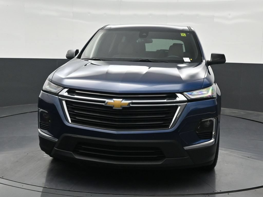 Used 2023 Chevrolet Traverse LS FWD image 9