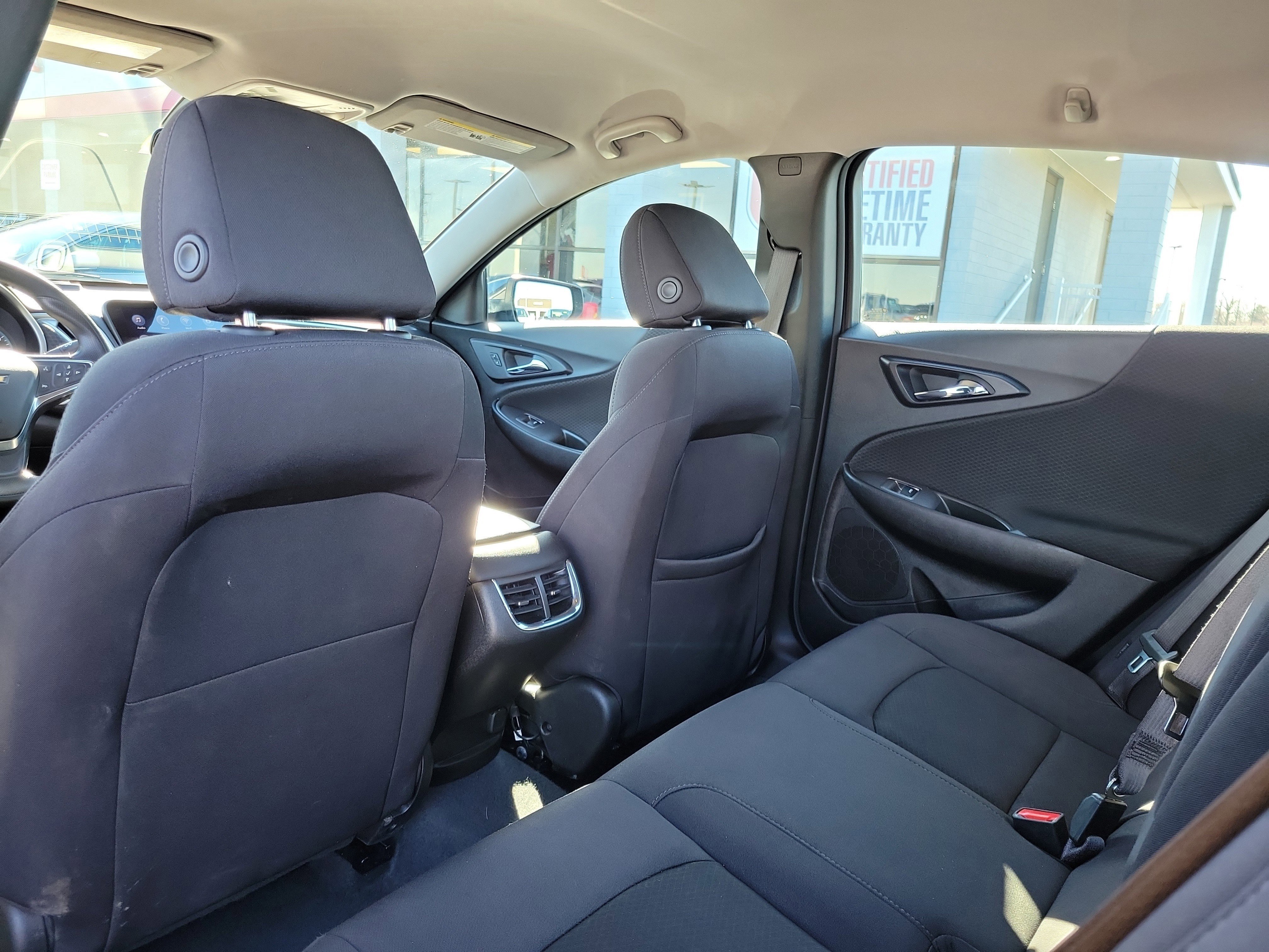 Used 2024 Chevrolet Malibu LT FWD image 14