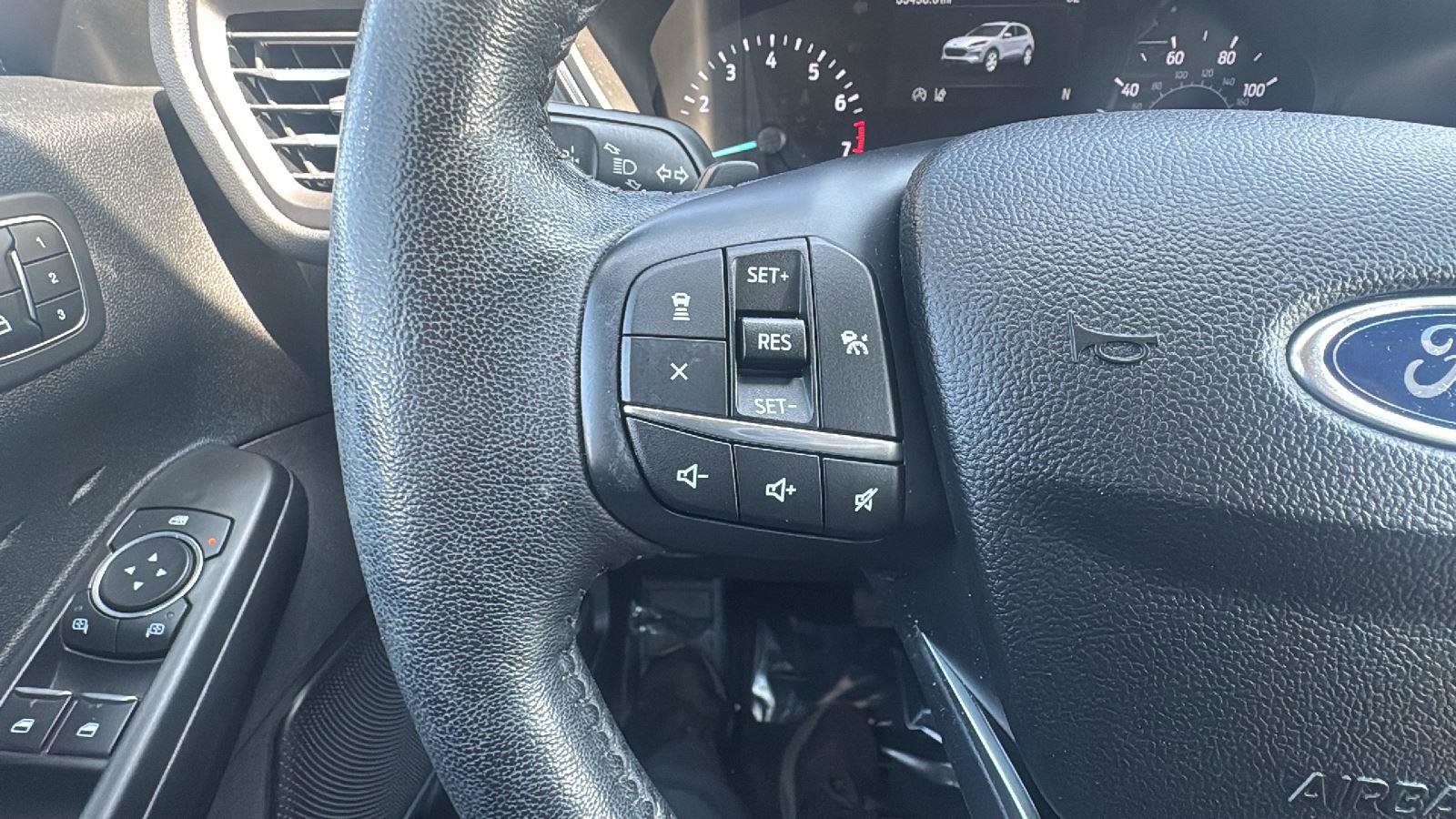 Used 2020 Ford Escape SEL image 23