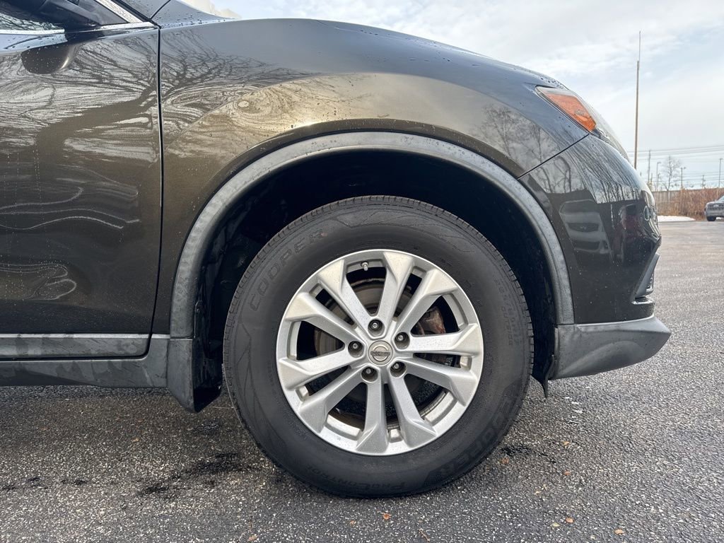 Used 2015 Nissan Rogue SV image 13